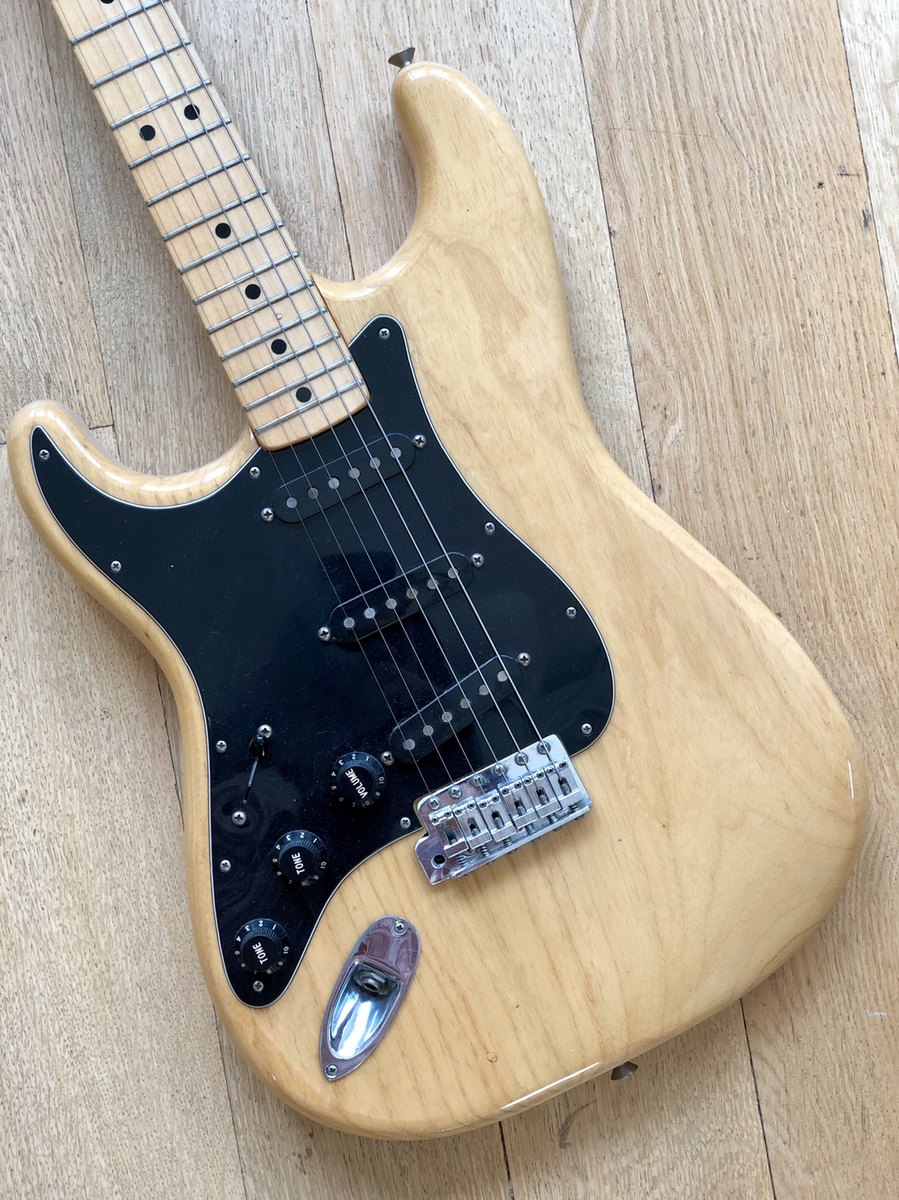 1976 Fender Stratocaster Natural Left Handed Vintage Lefty