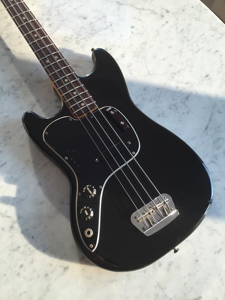 Fender Musicmaster Bass 1977 Black LEFT HANDED RARE !!!