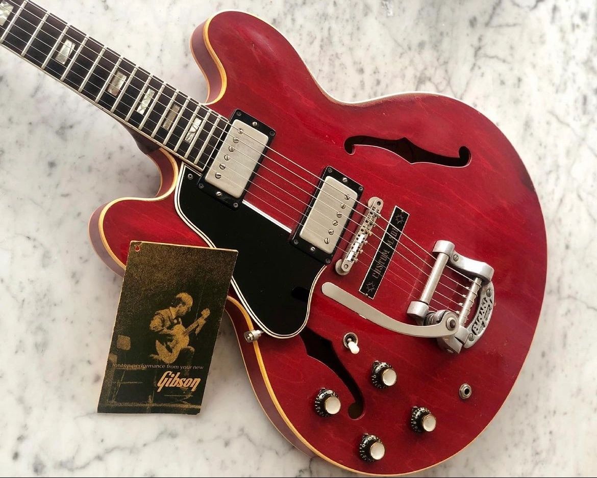 1963 left-handed Gibson ES-335 with factory B5 from the private collection