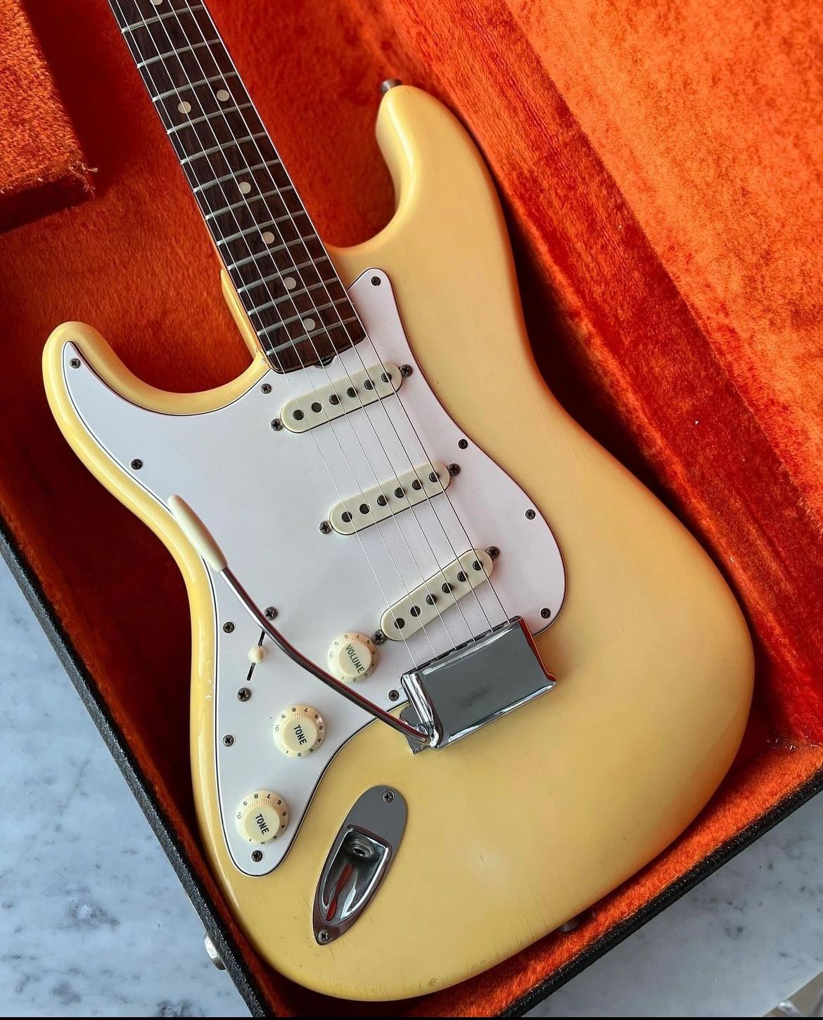1966 left-handed Fender Stratocaster in Olympic White from the private collection